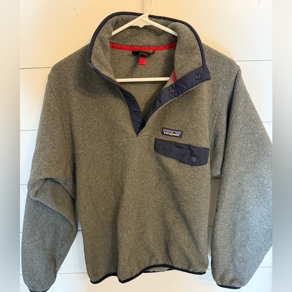 Patagonia Synchilla Fleece Pullover Gray with Navy/Red Trim